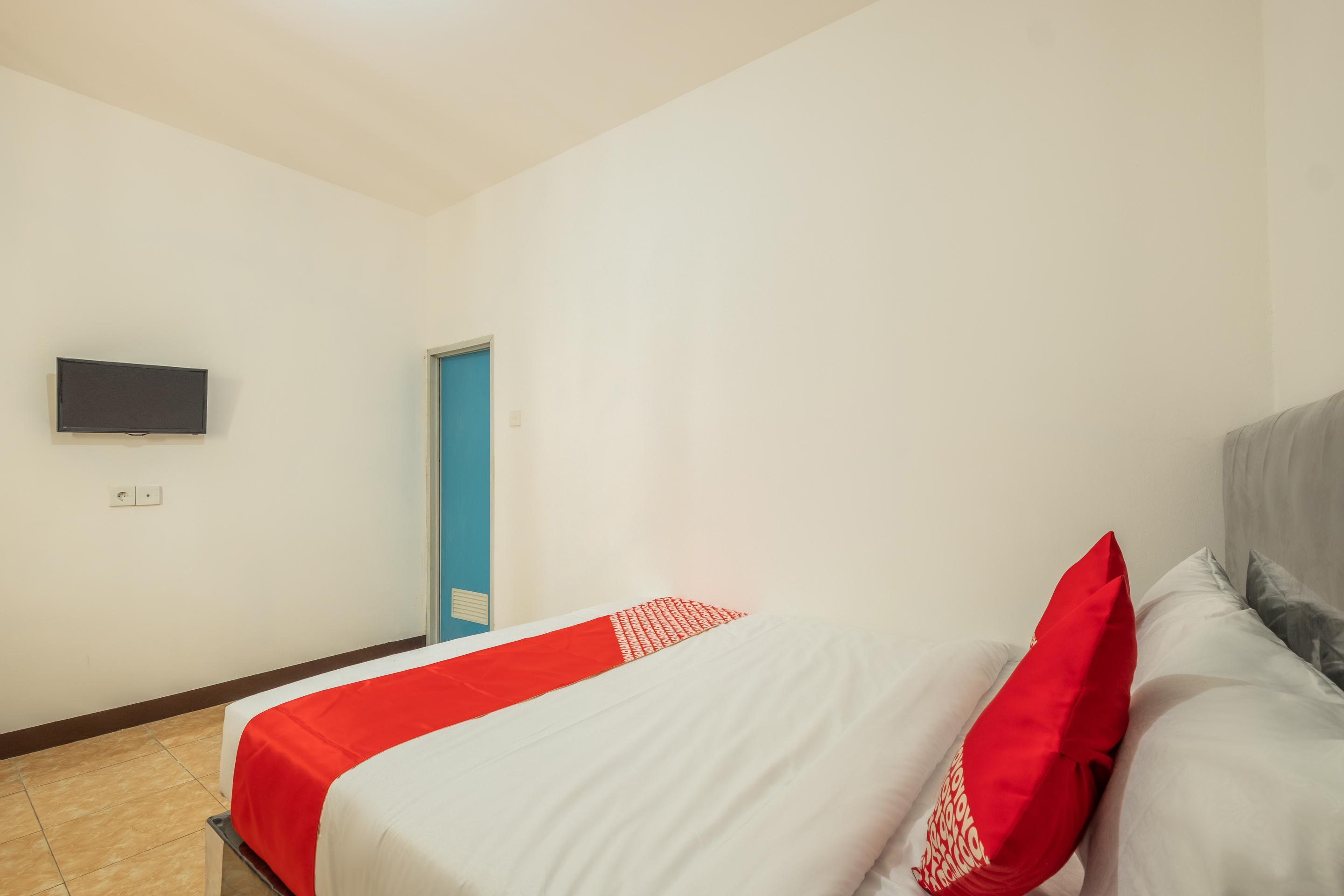 Oyo 1460 Anyelir Residence Cirebon Ngoại thất bức ảnh