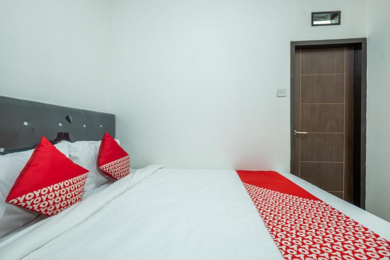Oyo 1460 Anyelir Residence Cirebon Ngoại thất bức ảnh